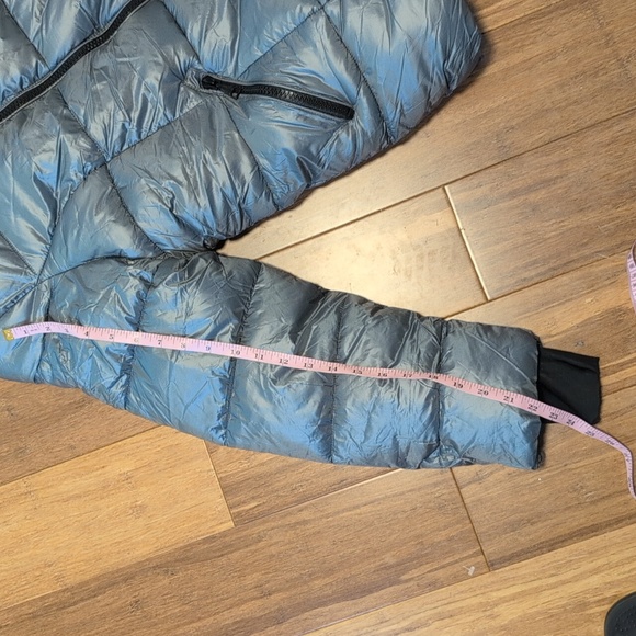 Steve Madden Silver Quilted Puffer Jacket Parka Faux Fur Lined NWT - Picture 13 of 15